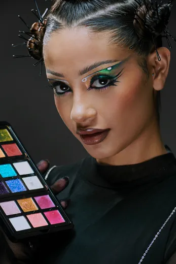 The Beauty School · práctica, backstage y eventos de la carrera