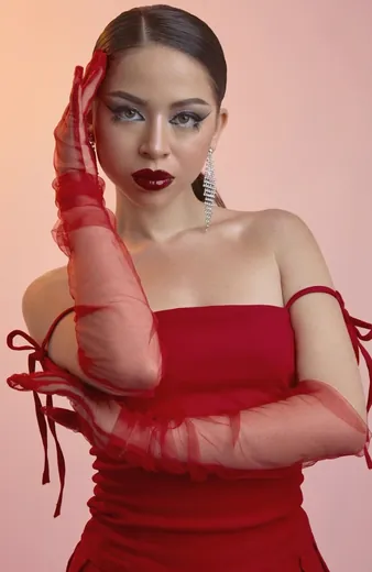 The Beauty School · práctica, backstage y eventos de la carrera